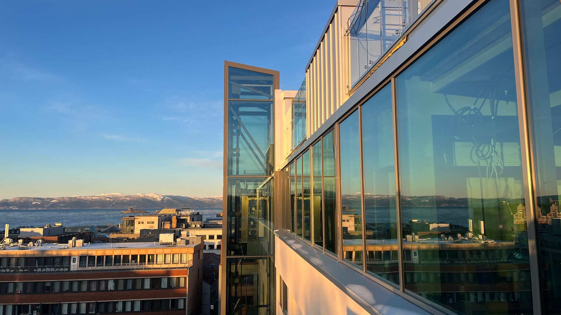Nordre Gate 12 glassfasade p&aring; taket