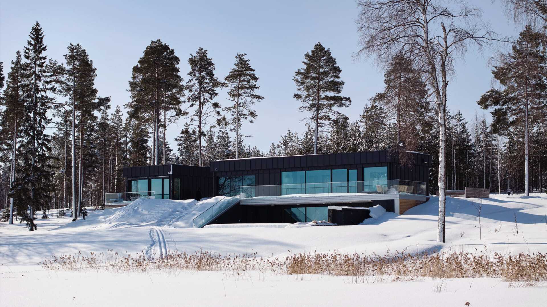 Villa Stunder med sin vakreste side mot fjorden